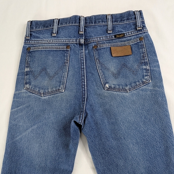 VTG Wrangler Distressed Raw Hem High Waist Mom Jeans - Picture 4 of 12